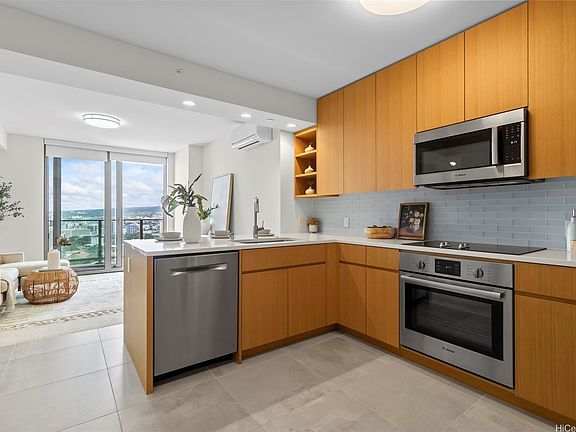2nd image of 1388 Kapiolani Blvd #3410