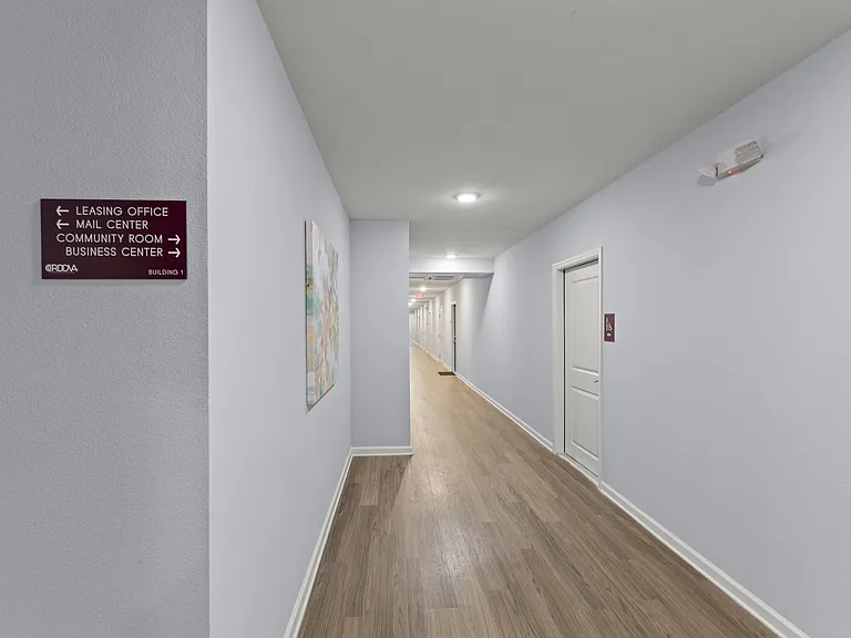 Cordova Apartments — Photo 6