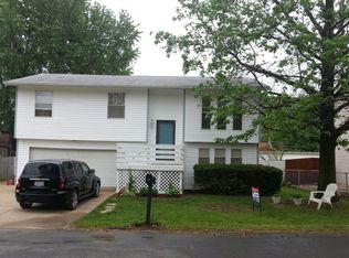 20 Miller Park Rd, Imperial, MO 63052