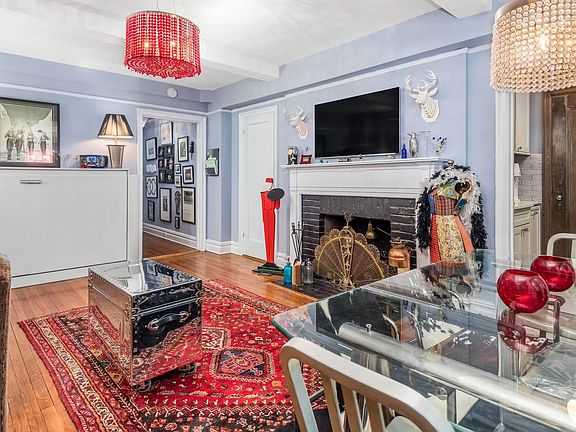 4th image of 434 E 52nd St APT 2A