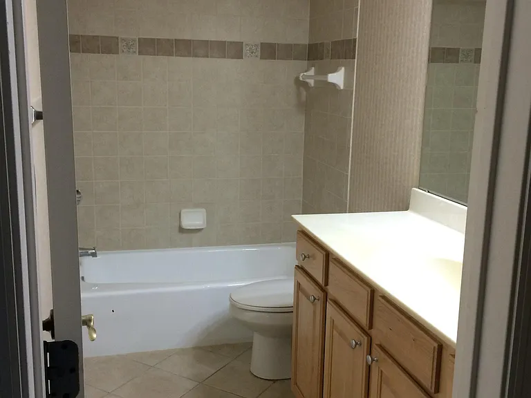 6100 Gulfport Blvd S #201 — Photo 10
