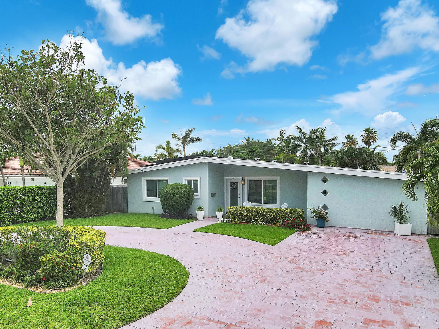 17 SE 9th Ave, Deerfield Beach, FL 33441 Zillow