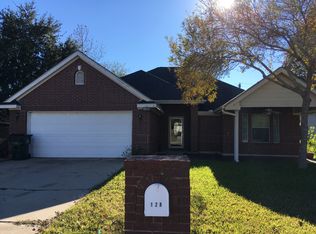 128 River Park Dr, Luling, TX 78648