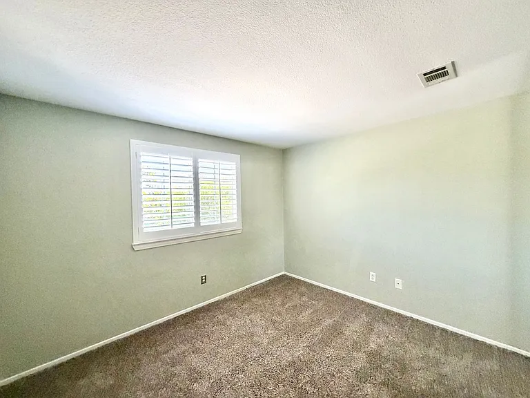 46383 Vianne Ct — Photo 28