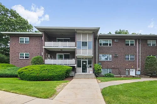 56 Jacqueline Rd Photo 1