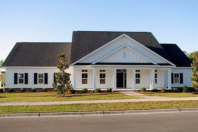 1st image of 3086 Dickinson Dr