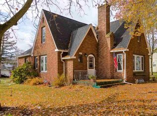 207 N 3rd Ave, Edgar, WI 54426
