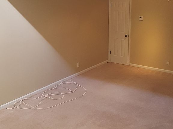 3rd image of 2320 S Grand Blvd APT 100