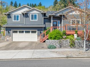 843 Sun Valley Ave, Silverton, OR 97381