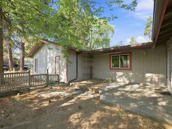 828 NW Florida Ave, Bend, OR 97703