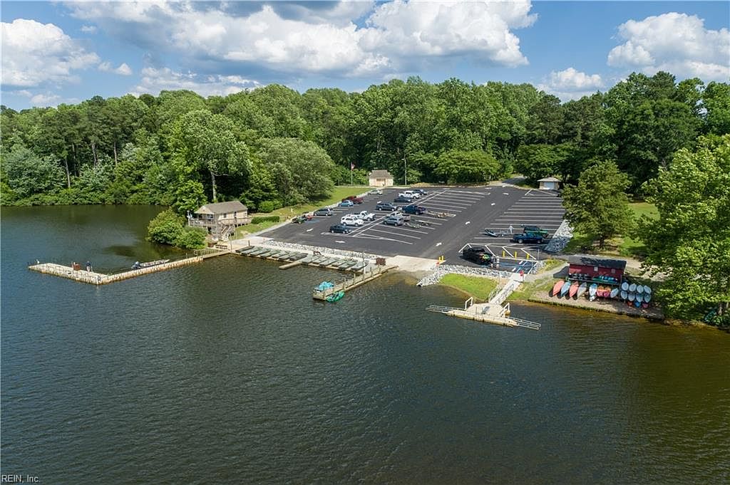 11 Roaring Springs Rd, Gloucester, VA 23061 MLS 10537120 Zillow