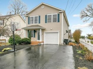 47 Windy Hill Rd, Milford, CT 06461