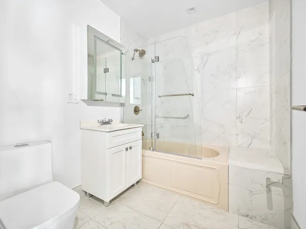 2335 Bath Avenue image 8 of 22