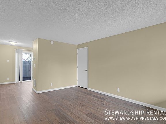 3rd image of 1170 Grant Aly APT A