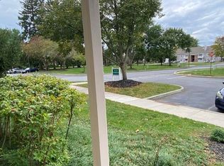 217 Hampshire Dr #217, Plainsboro, NJ 08536