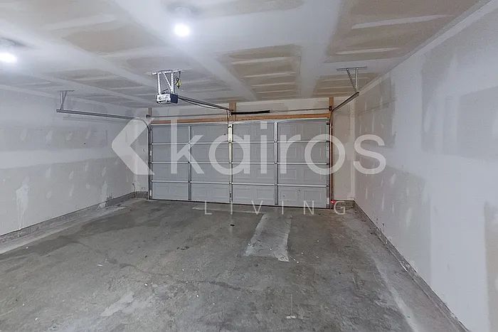 127 Village Creek Dr — Photo 16