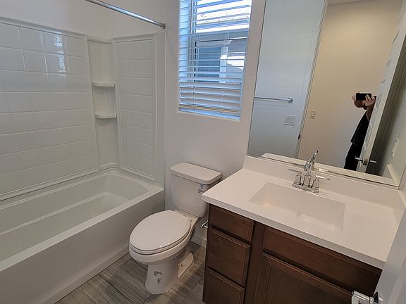 5th image of 9125 W Montecito Ave