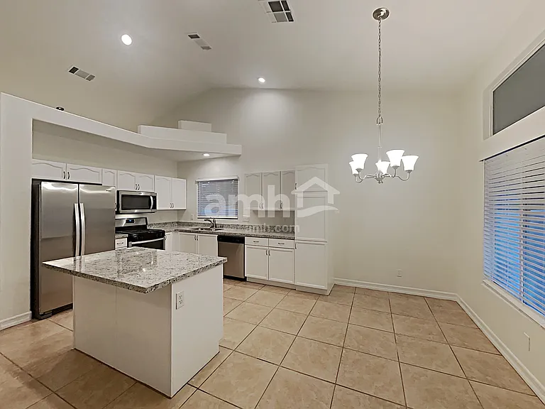 7624 Silver Mallard Ave — Photo 5