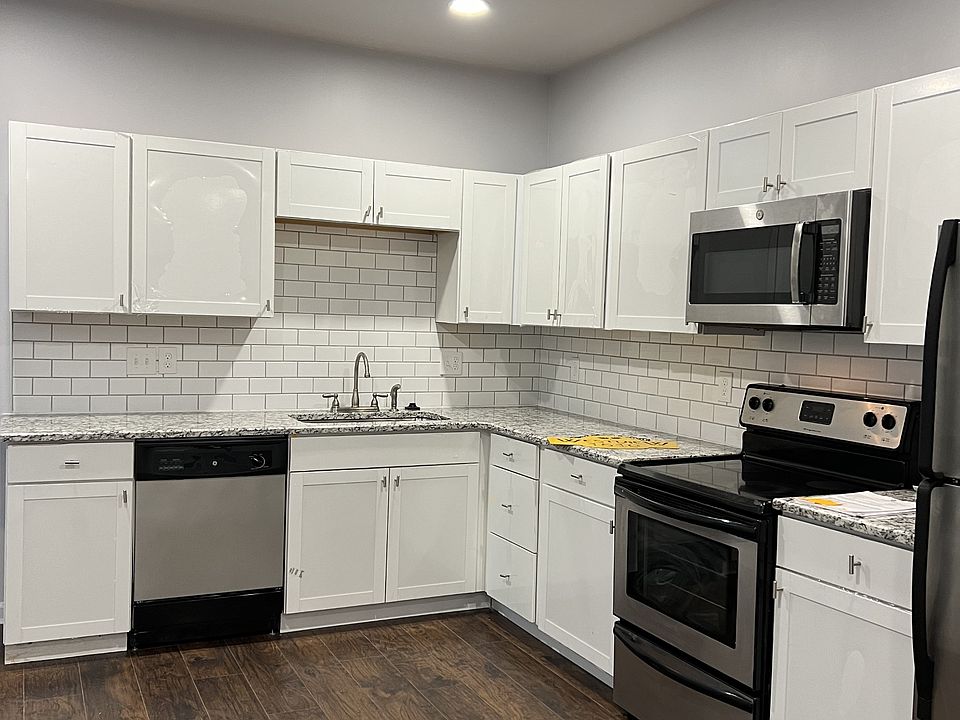 1st image of 1519 Olympian Way SW #A