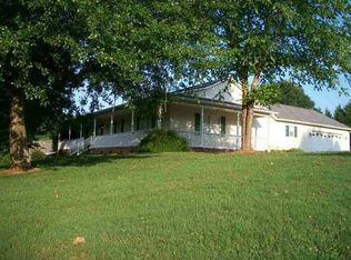 2515 Hanging Rock Rd, Inman, SC 29349