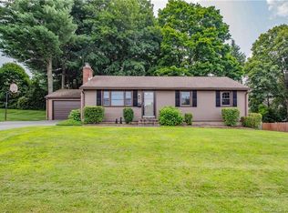 16 Palmer Rd, Portland, CT 06480