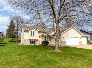 512 Lady Slipper Ave NE, New Prague, MN 56071