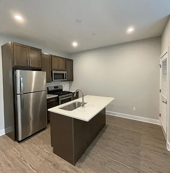 268 Main St #6 — Photo 1