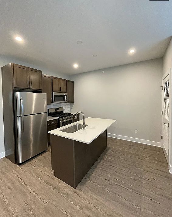 1st image of 268 Main St Unit 6