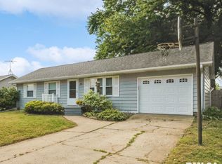 865 14th Ave NW, Clinton, IA 52732