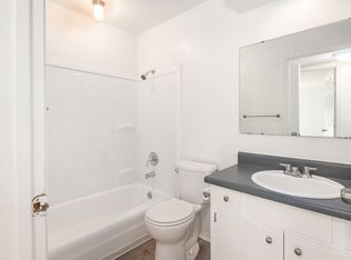 221 E Hargis St #221D, Belton, MO 64012