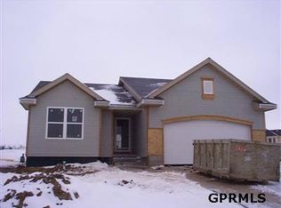 7421 Brian Ave, La Vista, NE 68128