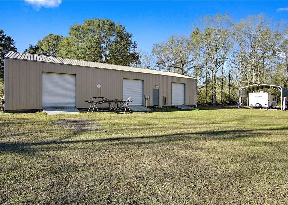 1st image of 5925 Boggy Creek Dr