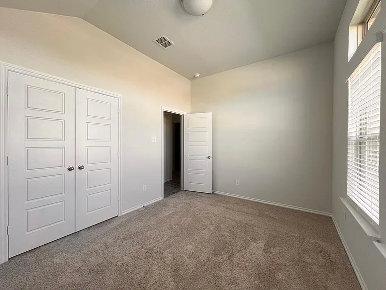 5744 Brookville Dr — Photo 23