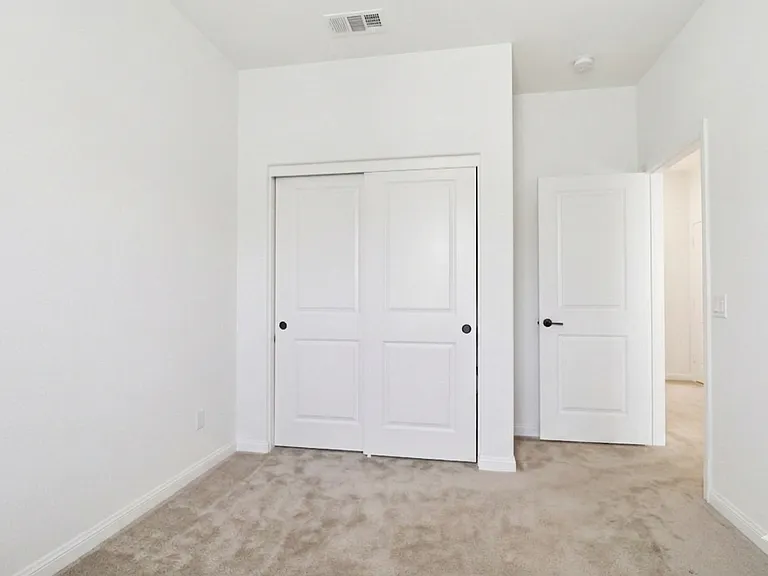 1980 Affinity Ln — Photo 37