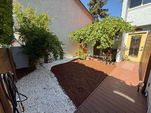 3rd image of 1180 Willowhaven Dr