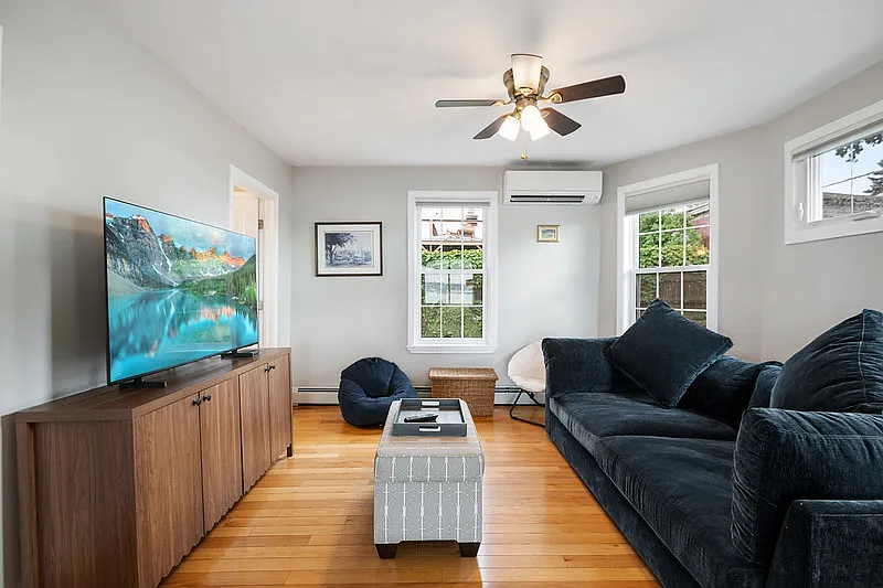 3 bed, 1800 sqft, $4,000 — Photo 3