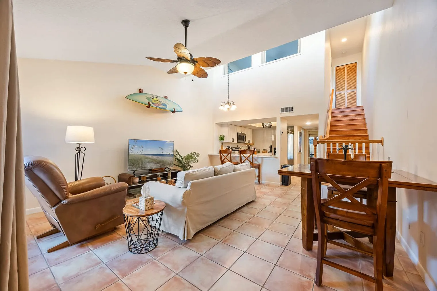 2 bed, 2.0 bath, 1388 sqft, $4,426 — Photo 1