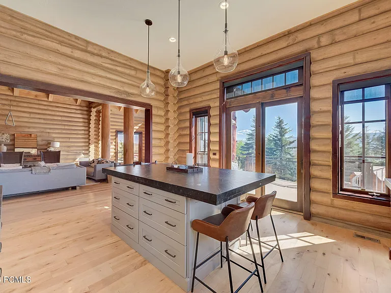 715 Aspen Ln — Photo 19