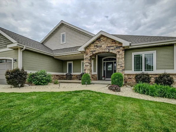 825 Richard Way, Waunakee, WI 53597