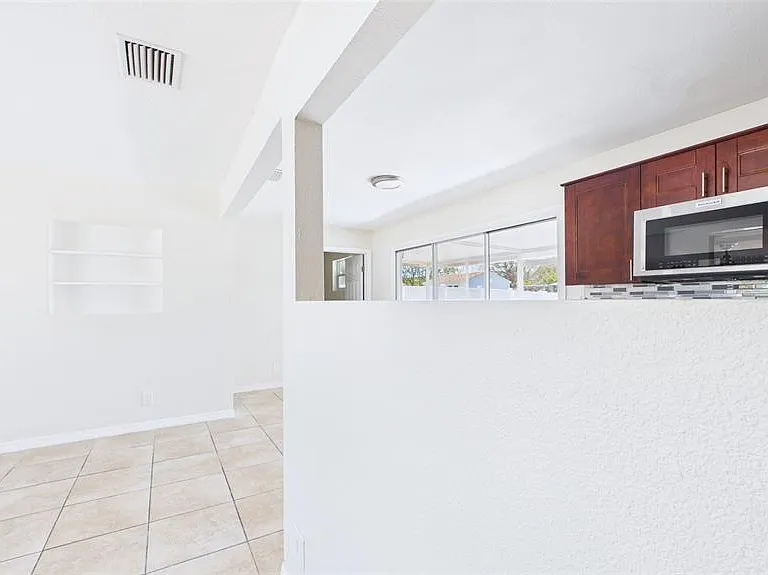 4418 W Fairview Hts — Photo 13