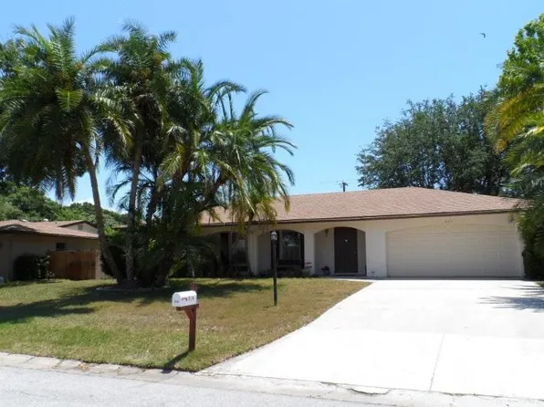 514 Chevy Chase Dr, Sarasota, FL 34243