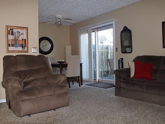 5th image of 9450 Haddington Ct