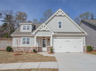 400 Maple View Dr, Carrollton, GA 30117