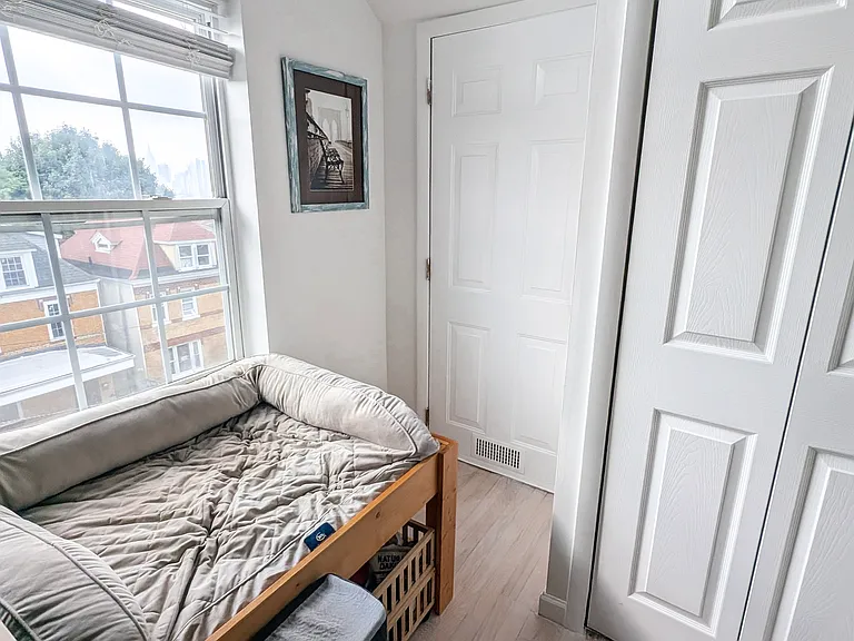 Guest bedroom closet view