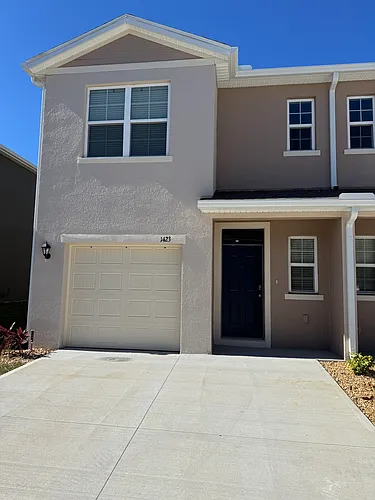 1423 Plank Pl Photo 1