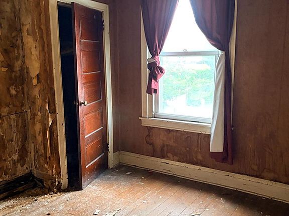 4th image of 1007 W Nedro Ave