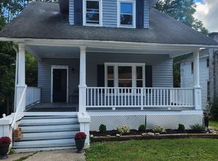 227 S Main St, Vassar, MI 48768