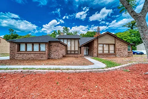 1542 Sugarwood Cir Photo 1