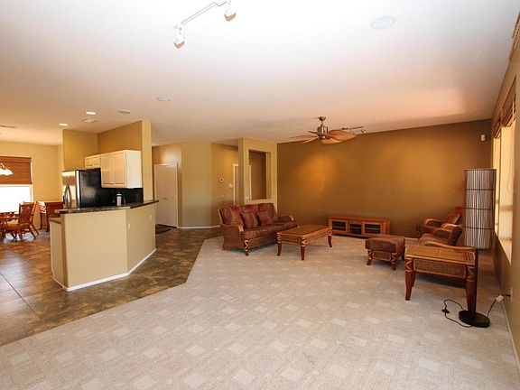 5th image of 14404 W Robertson Dr