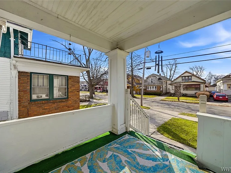 220 Dartmouth Ave — Photo 4